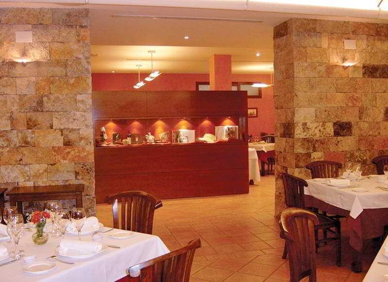 L'Agora Hotel โบไกเรนต์ ร้านอาหาร รูปภาพ