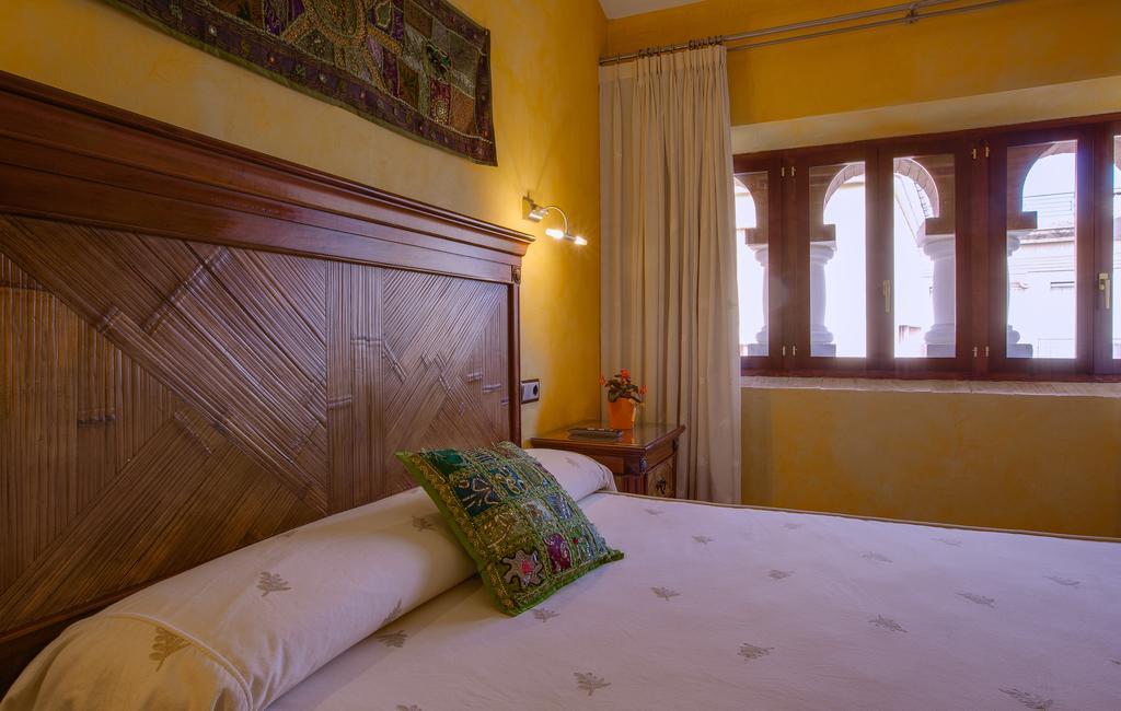 L'Agora Hotel โบไกเรนต์ ภายนอก รูปภาพ